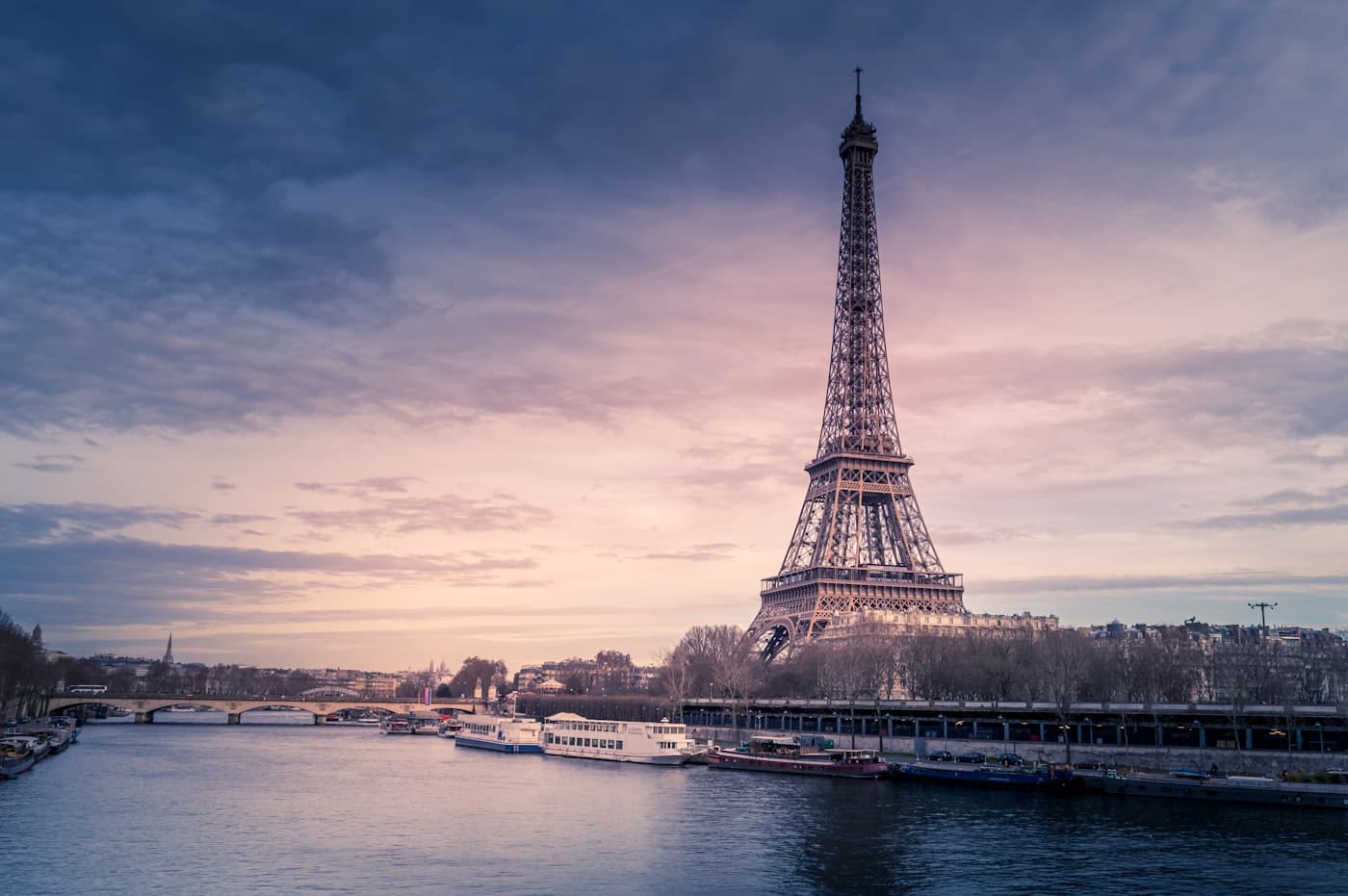 Paris — dadmc